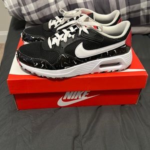 Men size 8 Nike Air Max AC